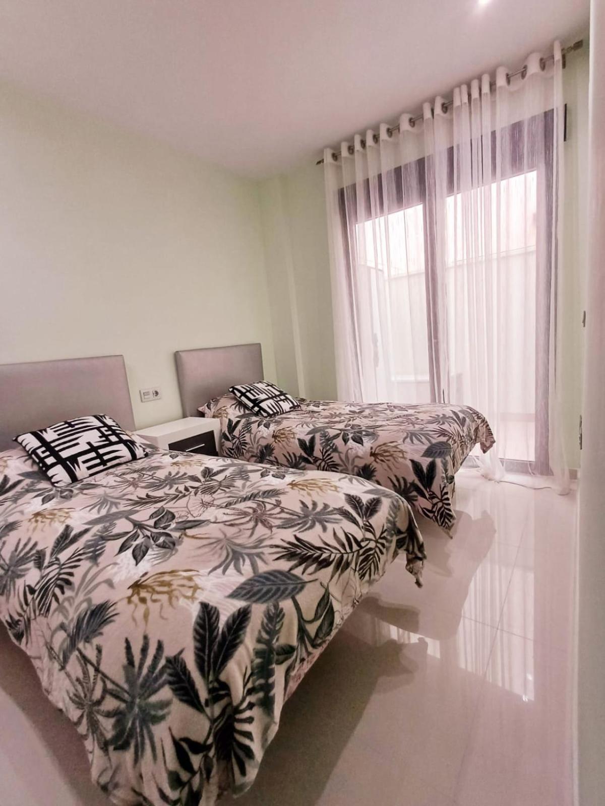 Умные Новые Аппартаменты В Торревьехе Torrevieja Buitenkant foto